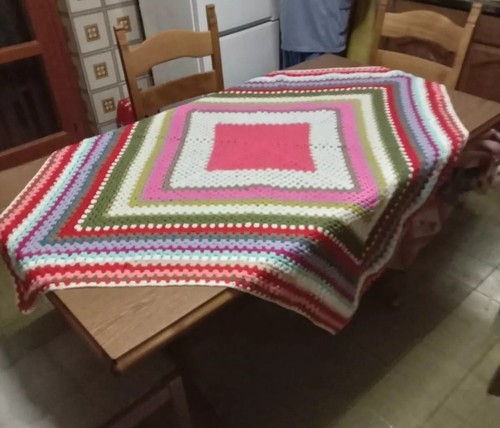 Coperta granny square fatta - square,